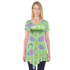 Elephant Sleeping Elephants Background Short Sleeve Tunic 