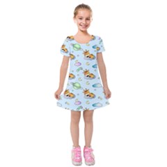 Pattern Giraffe Animal Seamless Scrapbooking Blue Kids  Short Sleeve Velvet Dress by Wegoenart