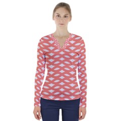 Lattice Iv V-Neck Long Sleeve Top