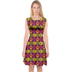 Pattern 218 Capsleeve Midi Dress by GardenOfOphir