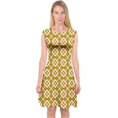 Pattern 296 Capsleeve Midi Dress by GardenOfOphir