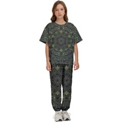 Mandala Rosette Kaleidoscope Floral Background Kids  Tee And Pants Sports Set by Jancukart