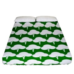 Tree Illustration Gifts Fitted Sheet (King Size)