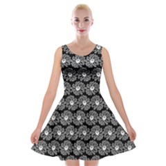 Black And White Gerbera Daisy Vector Tile Pattern Velvet Skater Dress by GardenOfOphir