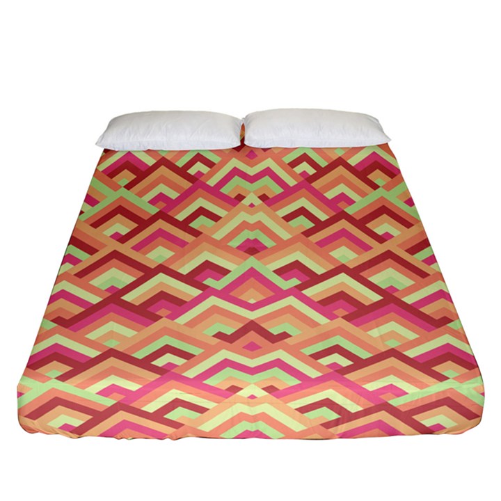Trendy Chic Modern Chevron Pattern Fitted Sheet (California King Size)