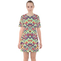 Trendy Chic Modern Chevron Pattern Sixties Short Sleeve Mini Dress
