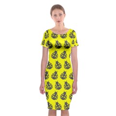 Ladybug Vector Geometric Tile Pattern Classic Short Sleeve Midi Dress