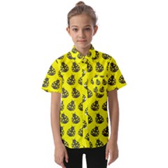 Ladybug Vector Geometric Tile Pattern Kids  Short Sleeve Shirt