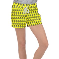 Ladybug Vector Geometric Tile Pattern Women s Velour Lounge Shorts
