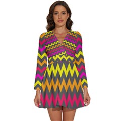 Chevron Pattern Gifts Long Sleeve V-neck Chiffon Dress 