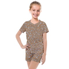Leaves-013 Kids  Mesh Tee And Shorts Set