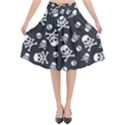 Skull-crossbones-seamless-pattern-holiday-halloween-wallpaper-wrapping-packing-backdrop Flared Midi Skirt View1