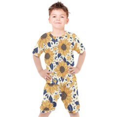20230509 010303 0000 Kids  Tee And Shorts Set by Fhkhan22