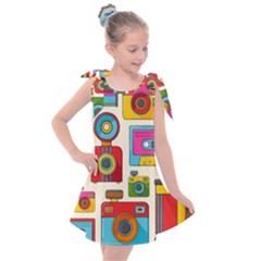 Retro-cameras-audio-cassettes-hand-drawn-pop-art-style-seamless-pattern Kids  Tie Up Tunic Dress by Salman4z