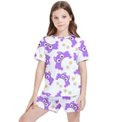 Purple-owl-pattern-background Kids  Tee And Sports Shorts Set by Salman4z