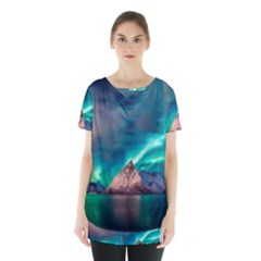 Amazing Aurora Borealis Colors Skirt Hem Sports Top