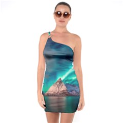 Amazing Aurora Borealis Colors One Shoulder Ring Trim Bodycon Dress