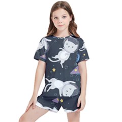 Space Cat Illustration Pattern Astronaut Kids  Tee And Sports Shorts Set by Wav3s