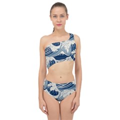 Japanese Wave Pattern Spliced Up Two Piece Swimsuit