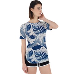 Japanese Wave Pattern Perpetual Short Sleeve T-Shirt