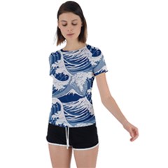 Japanese Wave Pattern Back Circle Cutout Sports Tee