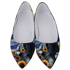 Starry Surreal Psychedelic Astronaut Space Women s Low Heels