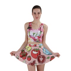 Tomato-seamless-pattern-juicy-tomatoes-food-sauce-ketchup-soup-paste-with-fresh-red-vegetables Mini Skirt by uniart180623
