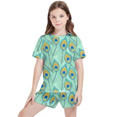 Lovely-peacock-feather-pattern-with-flat-design Kids  Tee And Sports Shorts Set by uniart180623