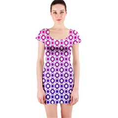 Mazipoodles Pink Purple White Gradient Donuts Polka Dot  Short Sleeve Bodycon Dress