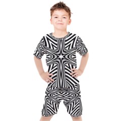 Fractal Star Mandala Black And White Kids  Tee And Shorts Set by uniart180623