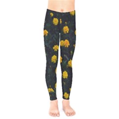 Bloomed Yellow Petaled Flower Plants Kids  Classic Winter Leggings