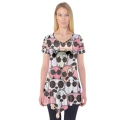 Cute-dog-seamless-pattern-background Short Sleeve Tunic 