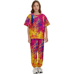 Various Colors Kids  Tee And Pants Sports Set