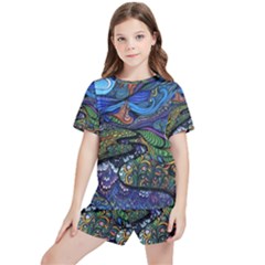 Psychedelic Landscape Kids  T-Shirt And Sports Shorts Set