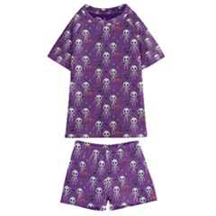 Skull Halloween Pattern Kids  Swim T-shirt And Shorts Set by Ndabl3x