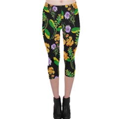 Flower Pattern Art Floral Texture Capri Leggings 