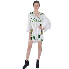 Boho Leaf Pattern T- Shirt Boho Leaf Pattern T- Shirt V-Neck Flare Sleeve Mini Dress