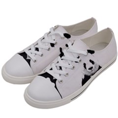Panda Love Heart Men s Low Top Canvas Sneakers