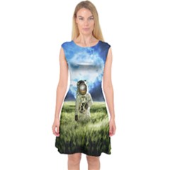 Astronaut Capsleeve Midi Dress