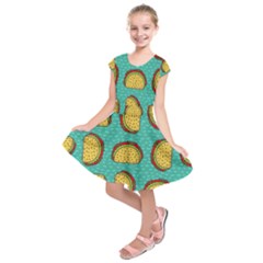 Taco-drawing-background-mexican-fast-food-pattern Kids  Short Sleeve Dress by Ket1n9