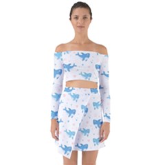 Seamless-pattern-with-cute-sharks-hearts Off Shoulder Top With Skirt Set by Ket1n9