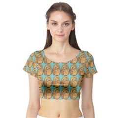 Owl-stars-pattern-background Short Sleeve Crop Top by Grandong