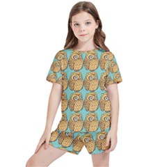 Owl Bird Pattern Kids  T-shirt And Sports Shorts Set by Grandong