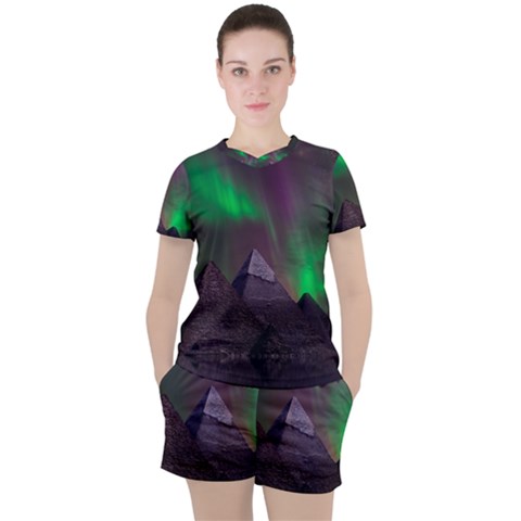 Aurora Stars Sky Mountains Snow Aurora Borealis Women s T-shirt And Shorts Set by Grandong