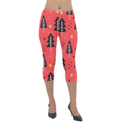 Christmas Christmas Tree Pattern Lightweight Velour Capri Leggings  by Amaryn4rt