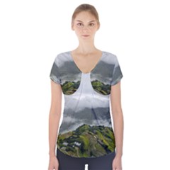 Residential Paddy Field Step Cloud Short Sleeve Front Detail Top by Sarkoni