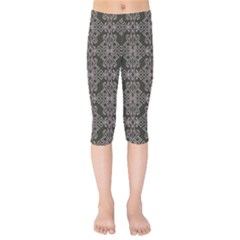 Line Geometry Pattern Geometric Kids  Capri Leggings 