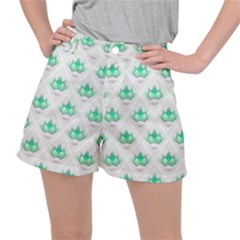 Plant Pattern Green Leaf Flora Women s Ripstop Shorts