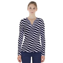 Zigzag Chevron Pattern V-neck Long Sleeve Top