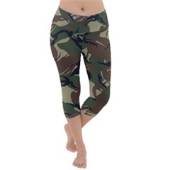 Camouflage Pattern Fabric Lightweight Velour Capri Yoga Leggings